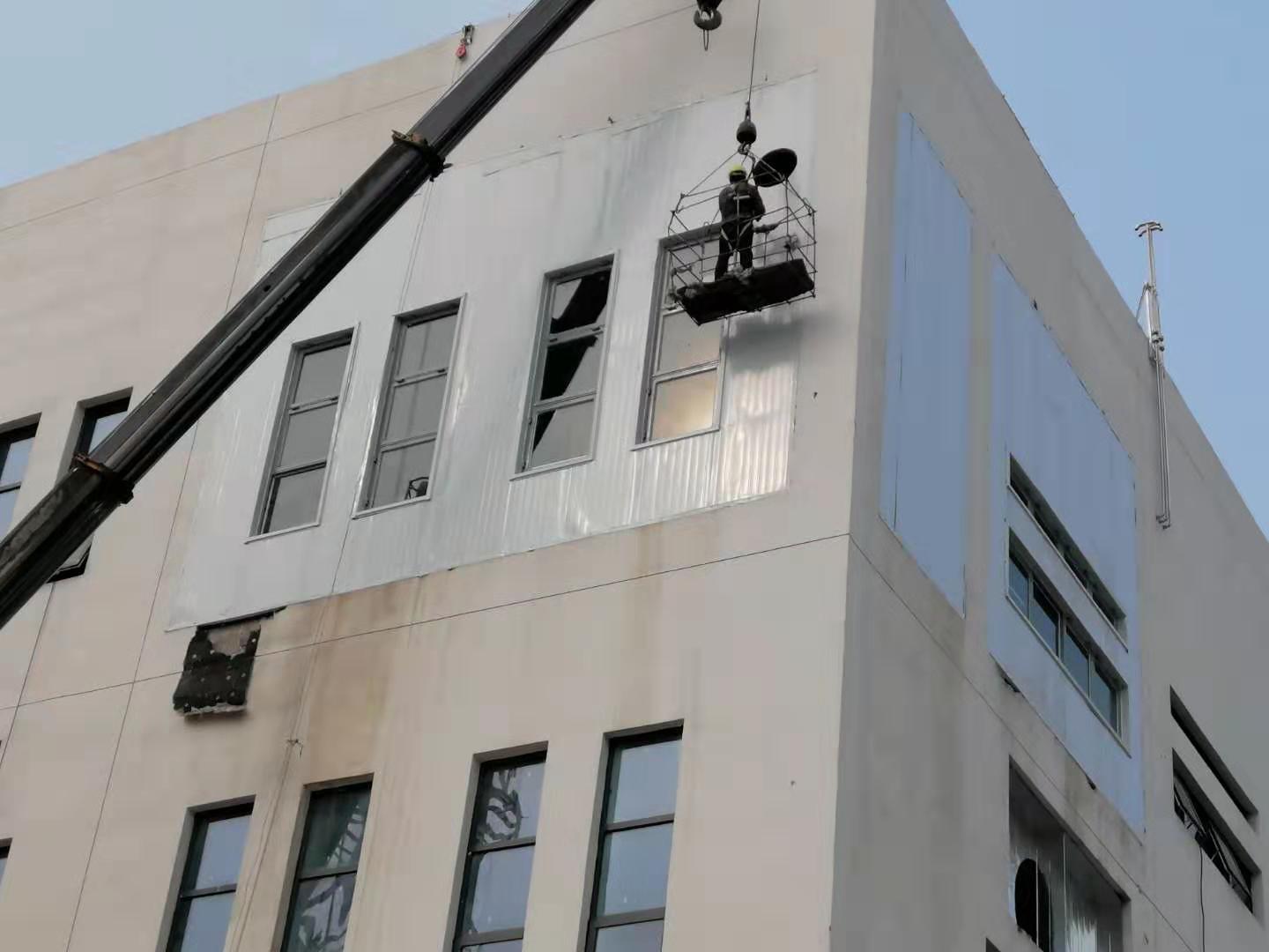 <a href='http://www.eveninggraceessentials.com' target='_blank'>泄爆墙</a>,泄爆外墙